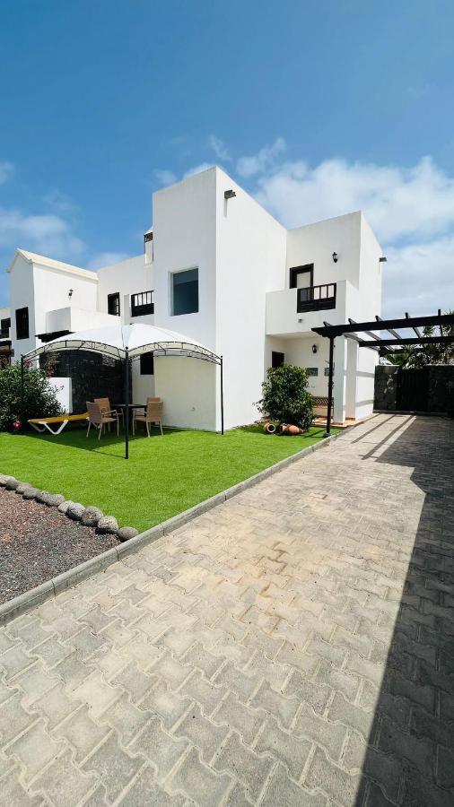 פלאיה בלנקה Lovely Villa Kiluka Heated Pool מראה חיצוני תמונה