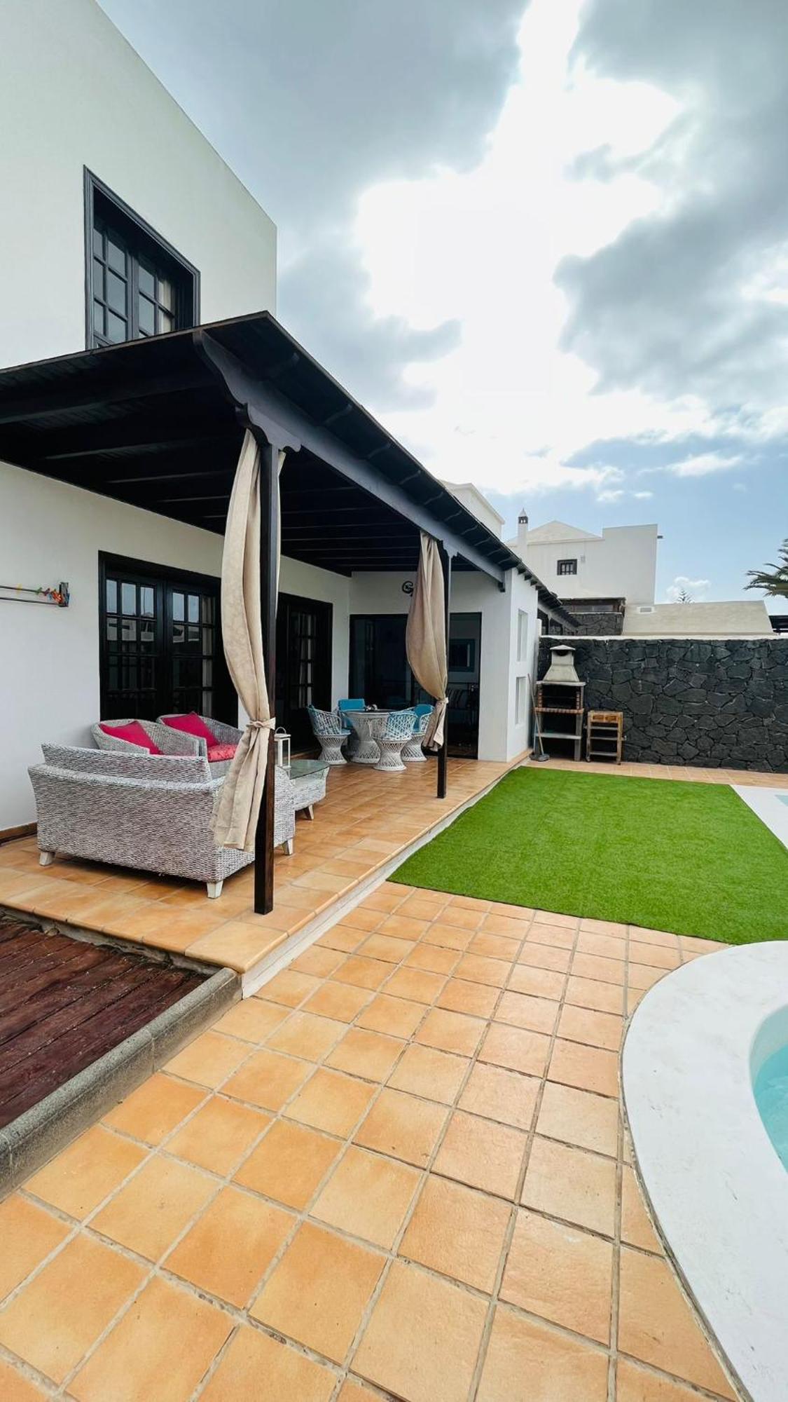 פלאיה בלנקה Lovely Villa Kiluka Heated Pool מראה חיצוני תמונה
